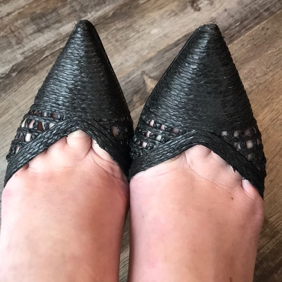 Dolce Vita 8.5 black ankle strap heels - Picture 2 of 5